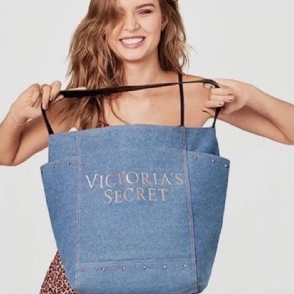 🆕 Victoria's Secret Denim Blue Weekender Studded Shoulder Tote Bag LIMITED 5201 - Picture 7 of 7
